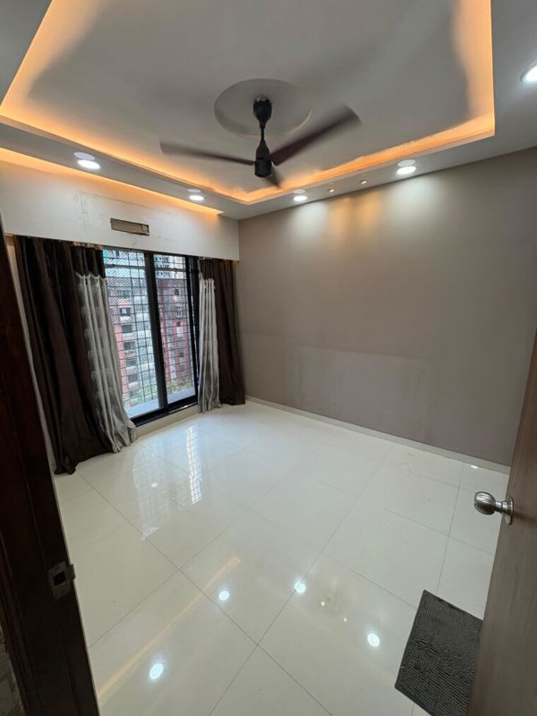 Bedroom, raunak-unnathi-woods-phase-7-a-and-b 1 Bedroom 560 Sq.Ft. Apartment In Ghodbunder Road Thane 10414941