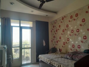 Bedroom in 2.5 BHK Apartment at Prateek Laurel, Sector 120 – for Sale