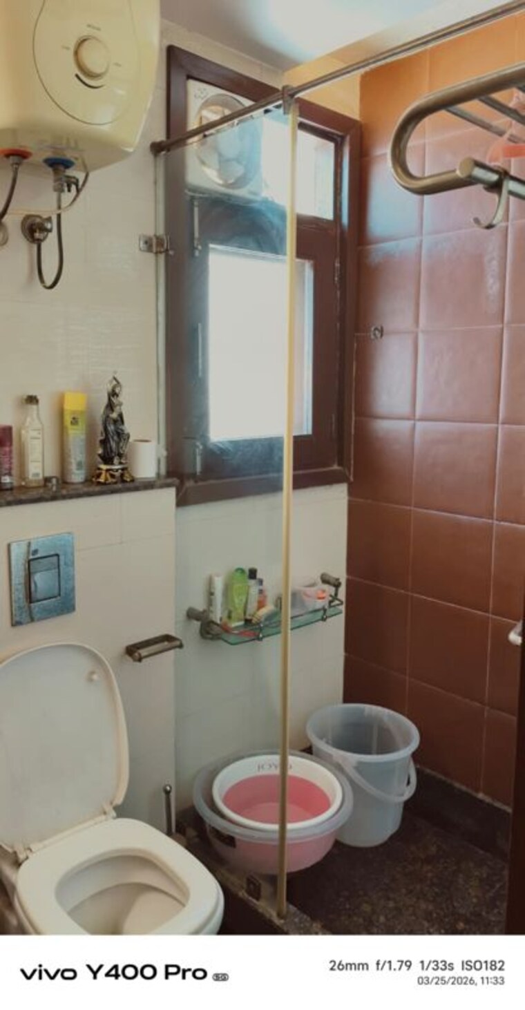 Bathroom, nehru place Commercial Office Space 1672 Sq.Ft. In Nehru Place Delhi 10400312
