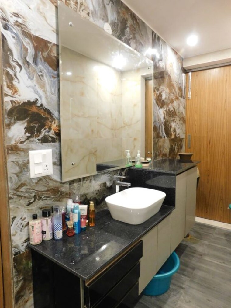 Kitchen, chittaranjan park 3 Bedroom 160 Sq.Yd. Builder Floor In Chittaranjan Park Delhi 8948129