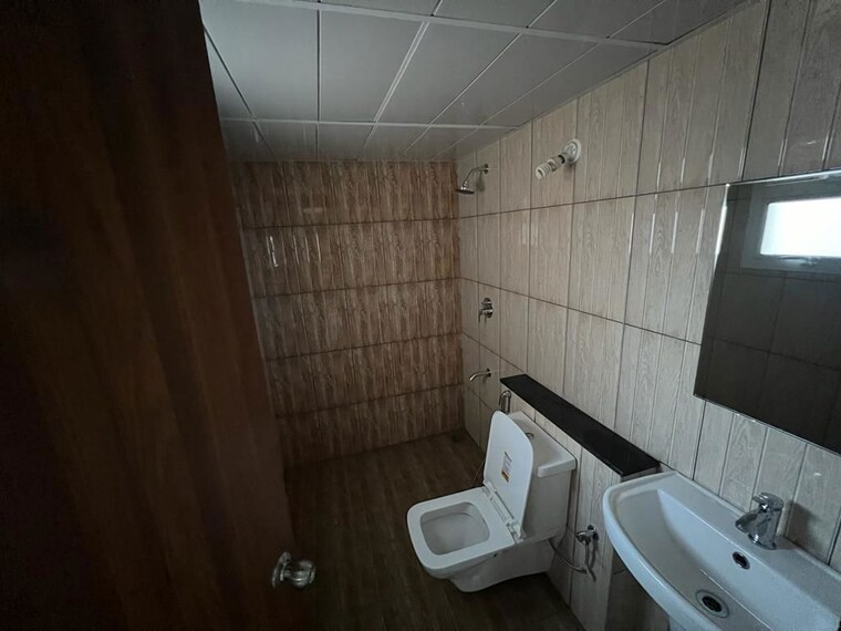 Bathroom, prestige-finsbury-park-hyde 2 Bedroom 971 Sq.Ft. Apartment In Bagaluru Bangalore 10414766