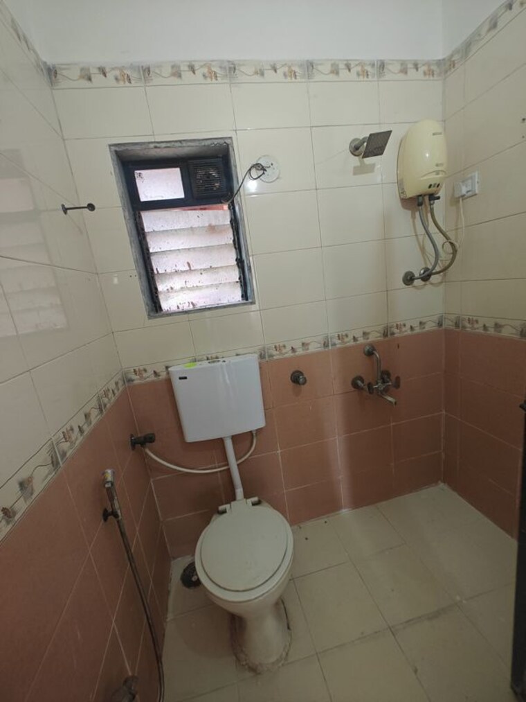 Bathroom, nerul 2 Bedroom 1100 Sq.Ft. Apartment In Nerul Navi Mumbai 10414993
