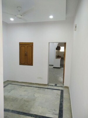 1.5 BHK Builder Floor For Rent in Amar Colony