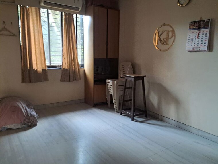 Room, eff-jumbo-darshan-chs 1.5 Bedroom 575 Sq.Ft. Apartment In Andheri East Mumbai 10415072