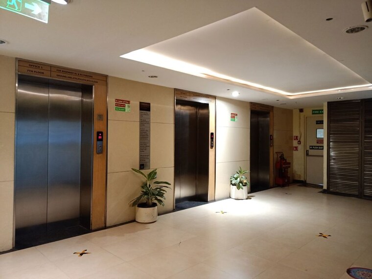Room, phoenix-east-court Commercial Office Space 1150 Sq.Ft. In Viman Nagar Pune 10415097