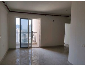 Room in 1 BHK Apartment at Signature Global Golf Greens, Sector 79 – for Rent