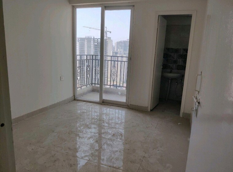 Room, signature-global-golf-greens 1 Bedroom 400 Sq.Ft. Apartment In Sector 79 Gurgaon 10415099