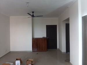 Room in 2 BHK Apartment at Ashish Palace, Sitapur Road – for Rent