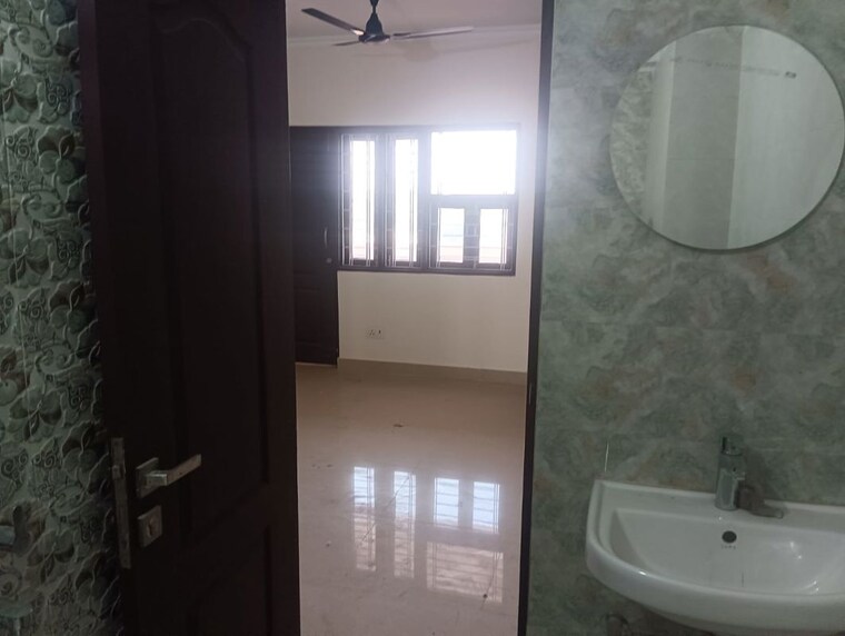 Bathroom, ashish-palace 2 Bedroom 1000 Sq.Ft. Apartment In Sitapur Road Lucknow 10415107