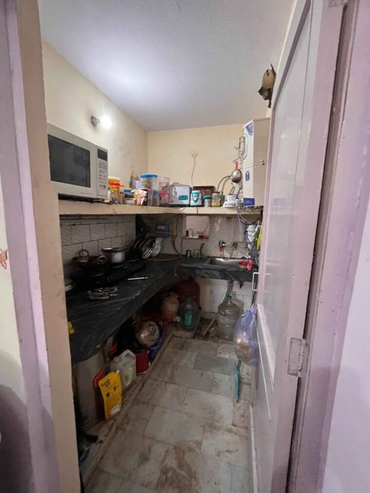 Kitchen, malviya nagar 2 Bedroom 80 Sq.Yd. Builder Floor In Malviya Nagar Delhi 10414401