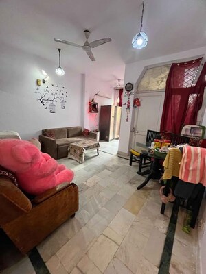 2 BHK Builder Floor For Rent in Malviya Nagar