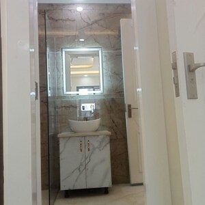 Bathroom in 3 BHK Builder Floor at BPTP District Faridabad, Sector 81 – for Sale