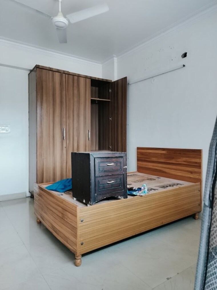 Bedroom, vasant kunj 3 Bedroom 1700 Sq.Ft. Apartment In Vasant Kunj Delhi 10415160