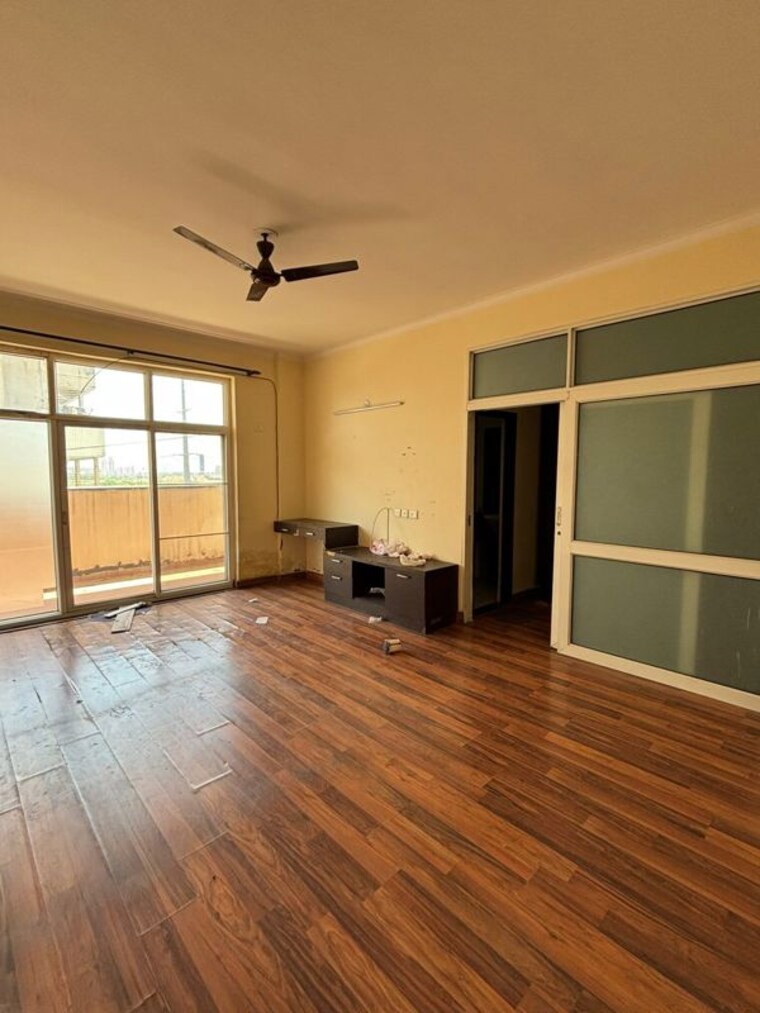 Room, railway-officers-rpf-society 4 Bedroom 2560 Sq.Ft. Apartment In Sector 9a Gurgaon 10415169