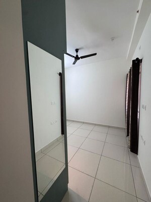 Bathroom in 3 BHK Apartment at Prestige Finsbury Park Regent, Bagaluru – for Rent