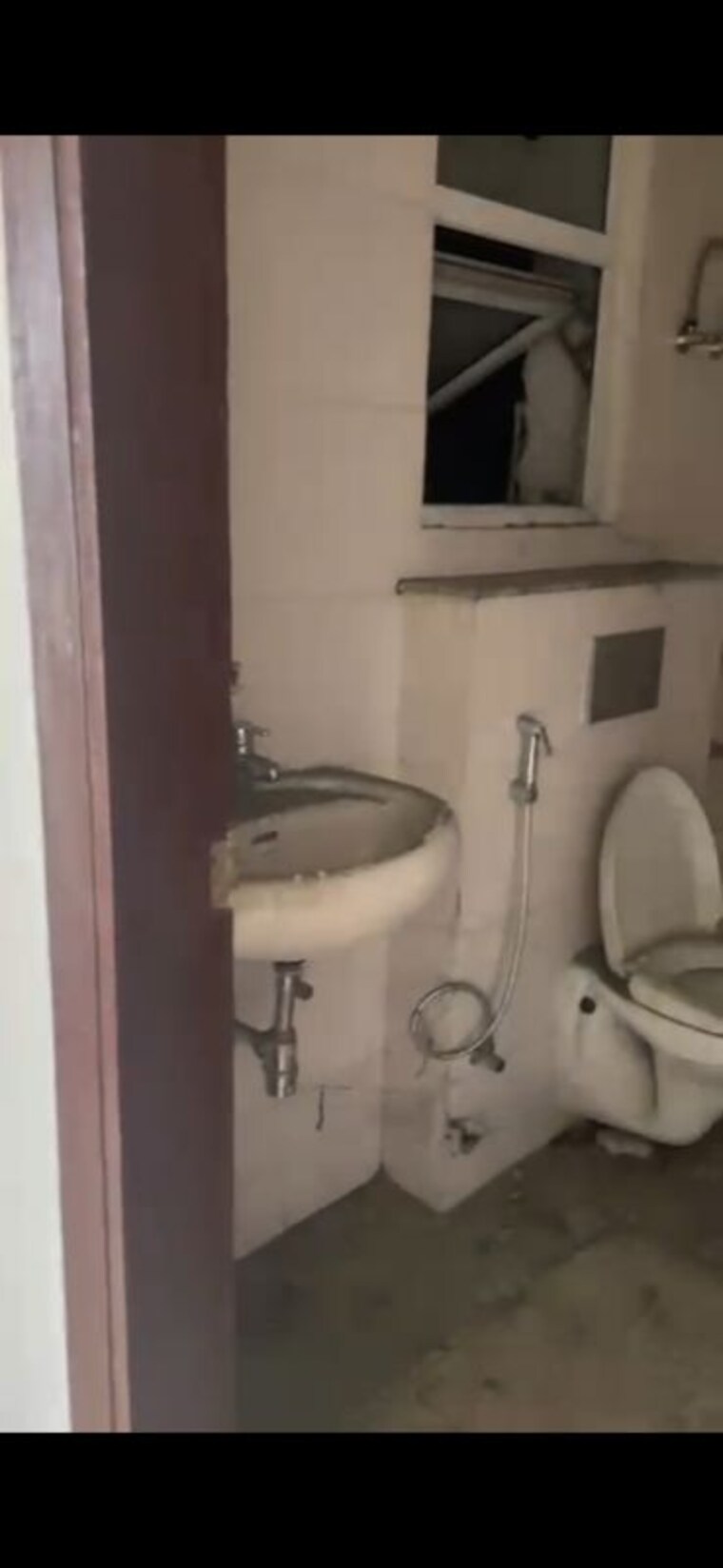 Bathroom, omaxe-royal-residency-faridabad 2 Bedroom 1200 Sq.Ft. Apartment In Sector 79 Faridabad 10415201