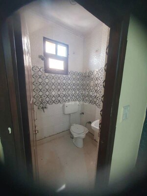 Bathroom in 2.5 BHK Builder Floor at Dwarka Mor – for Rent