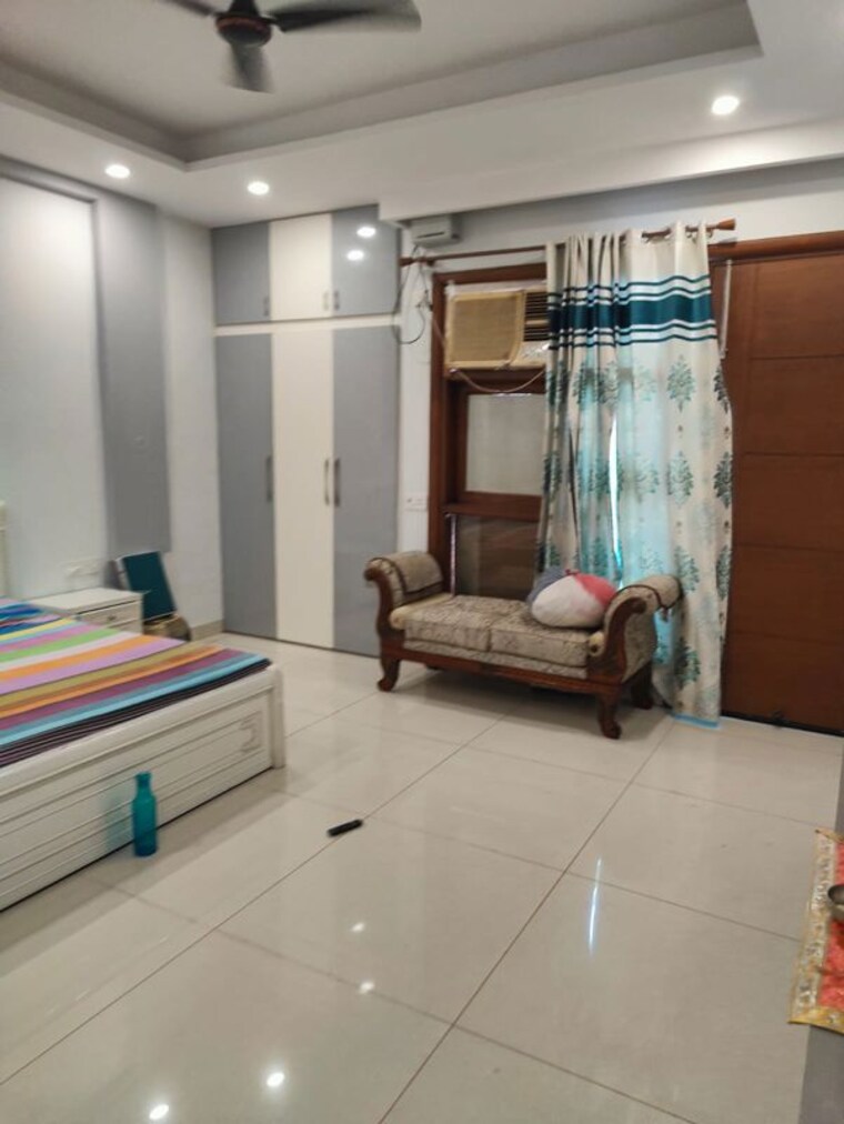 Living Room, sector 9a 3 Bedroom 2560 Sq.Ft. Builder Floor In Sector 9a Gurgaon 10415220