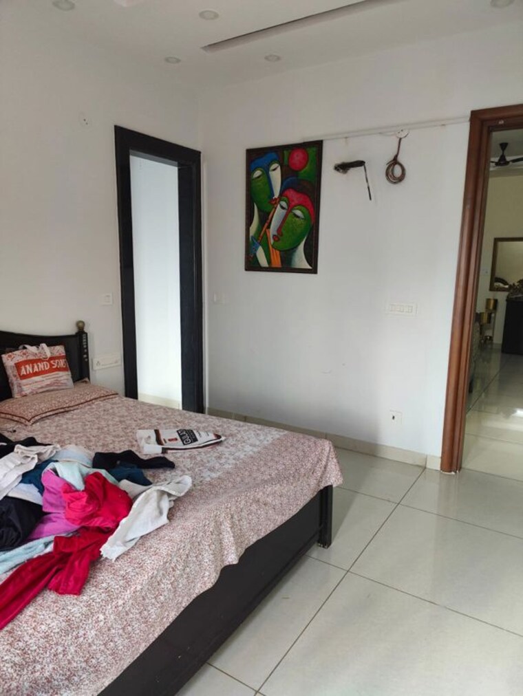 Bedroom, sector 9a 3 Bedroom 2560 Sq.Ft. Builder Floor In Sector 9a Gurgaon 10415220