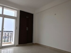 Room in 2 BHK Apartment at Amrapali Zodiac, Sector 120 – for Sale