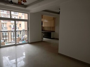Room in 2 BHK Apartment at Amrapali Zodiac, Sector 120 – for Sale