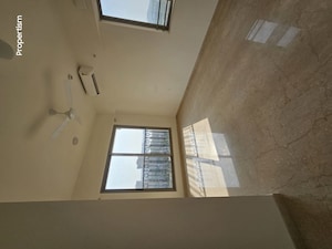Room in 3 BHK Apartment at Lodha Bellagio, Powai – for Rent