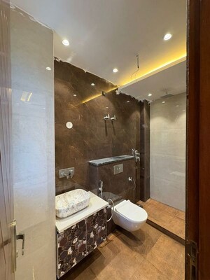 Furnished Amenities in 2 BHK Builder Floor at Godrej Retreat, Sector 83 – for Rent