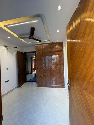 Kitchen in 2 BHK Builder Floor at Godrej Retreat, Sector 83 – for Rent