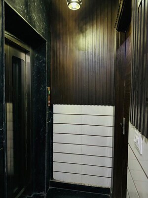 Bathroom in 3 BHK Builder Floor at Dwarka Mor – for Rent