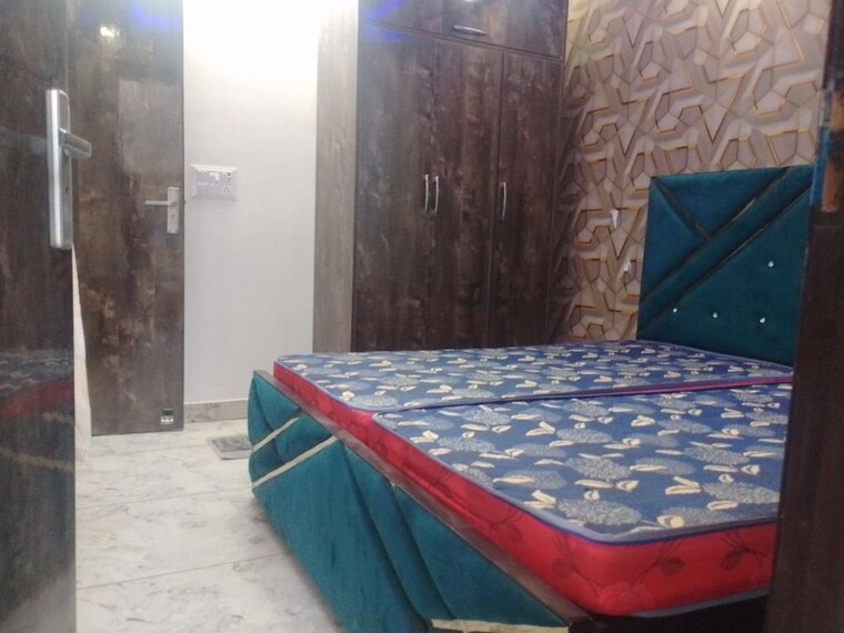 Bedroom, dwarka mor 3 Bedroom 1200 Sq.Ft. Builder Floor In Dwarka Mor Delhi 10415266