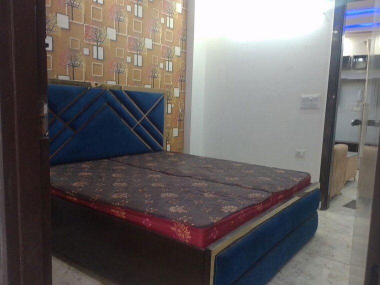 Bedroom, dwarka mor 3 Bedroom 1200 Sq.Ft. Builder Floor In Dwarka Mor Delhi 10415266