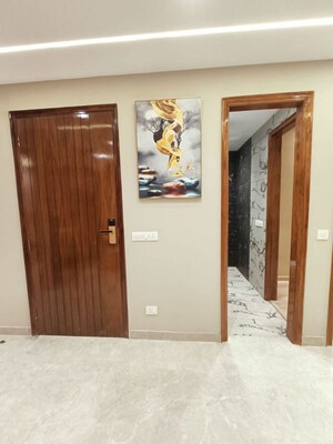 Room in 3 BHK Builder Floor at Sector 82a – for Sale