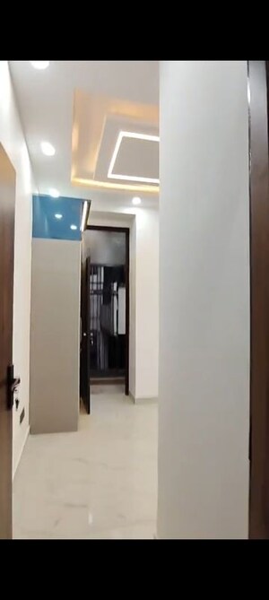 Room in 2 BHK Builder Floor at Shakti Khand Iii – for Sale