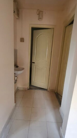 Bathroom in 1 BHK Apartment at Ulwe Sector 19 – for Rent