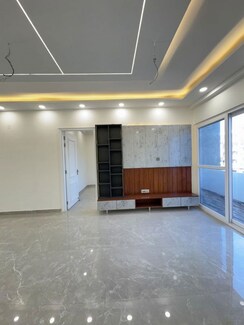 4 BHK + Pooja Room,Servant Room,Extra Room Builder Floor For Sale in Green Fields Colony