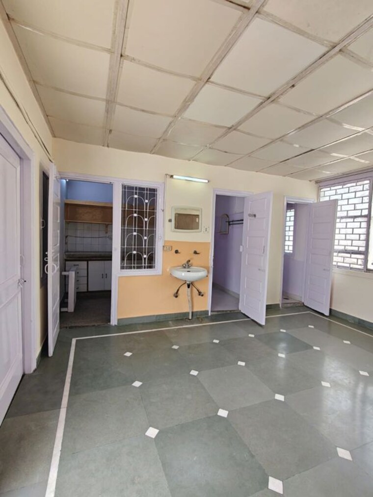 Kitchen, green park extension 1 Bedroom 200 Sq.Yd. Builder Floor In Green Park Extension Delhi 10415226