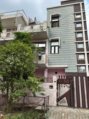 6 BHK Independent House – Exterior View View at Vasundhara Sector 9 - for Sale