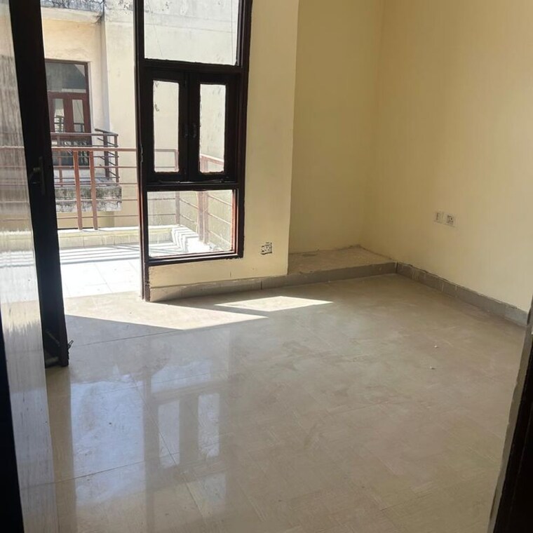 Room, tdi-my-floor-1 3.5 Bedroom 250 Sq.Ft. Builder Floor In Sector 63 Sonipat 9853149