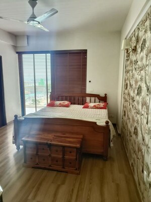 Room in 2.5 BHK Apartment at Apex Our Homes, Sector 37c – for Sale