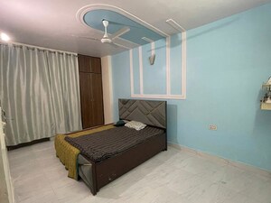 Bedroom in 2.5 BHK Builder Floor at Nawada – for Rent