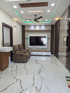 1 BHK + Pooja Room,Servant Room,Study Room,Extra Room,Basement,Store Room Apartment For Rent in Regent Heights Kondapur