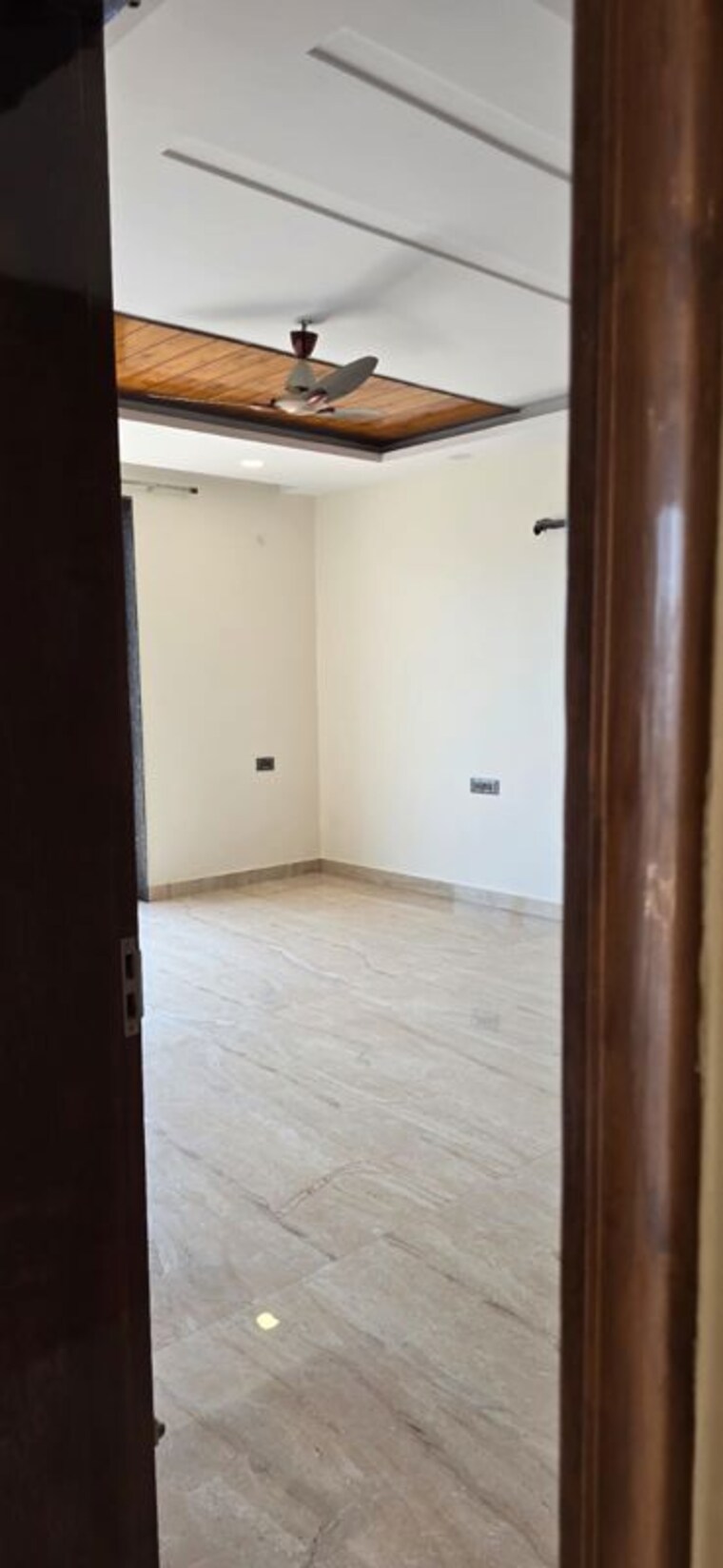 Room, bptp-eden-estate 3 Bedroom 220 Sq.Yd. Builder Floor In Sector 81 Faridabad 10415348