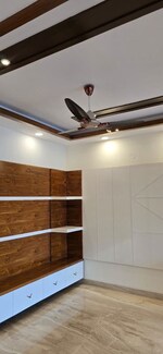 3 BHK + Servant Room 220 Sq.Yd. Builder Floor in BPTP Eden Estate