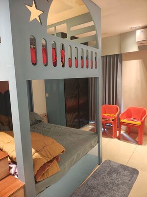 Bedroom in 4 BHK Apartment at Rishita Manhattan, Gomti Nagar – for Rent
