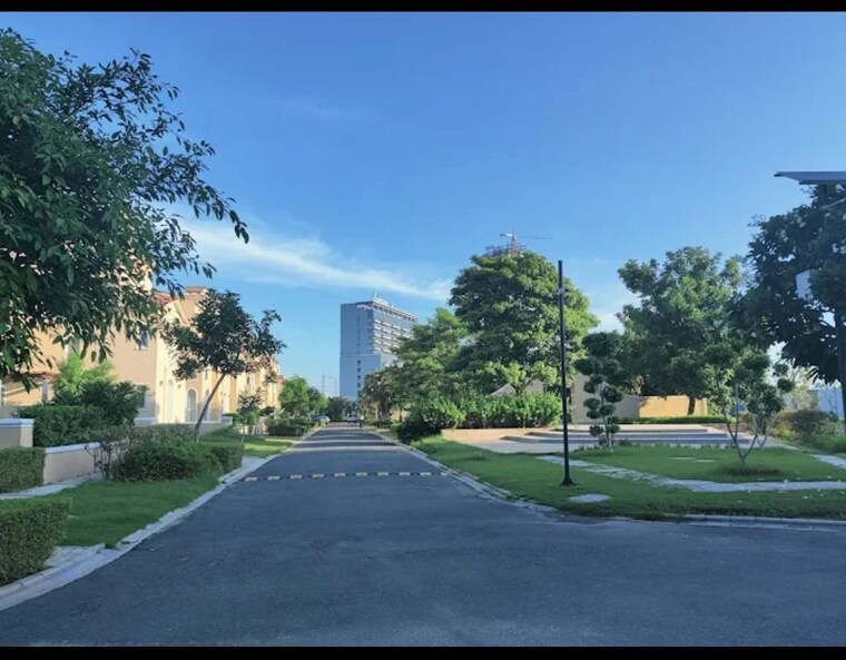 Garden, emaar-marbella 4 Bedroom 267 Sq.Yd. Villa In Sector 66 Gurgaon 10415390