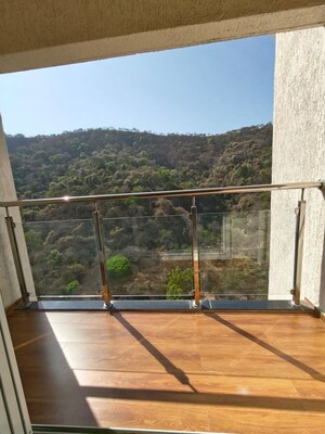Swimming Pool in 2 BHK Apartment at Thane West – for Sale