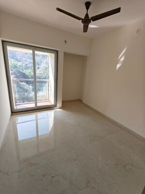 Room in 2 BHK Apartment at Thane West – for Sale
