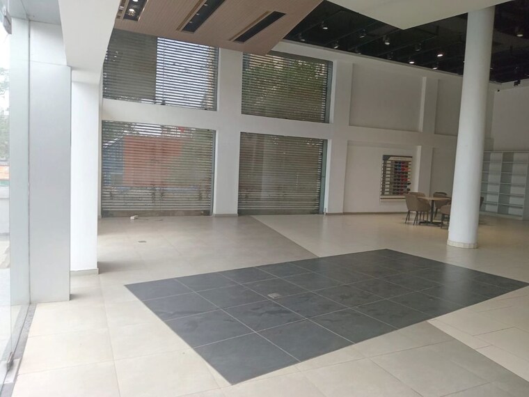 Room, argora Commercial Showroom 3600 Sq.Ft. In Argora Ranchi 10415391