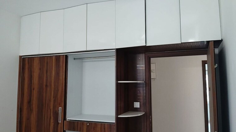 Room, l-t-raintree-boulevard 3 Bedroom 1985 Sq.Ft. Apartment In Hebbal Bangalore 10415441