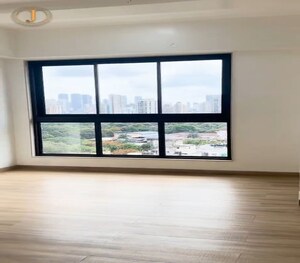 Room in 2 BHK Apartment at Wadala West – for Sale